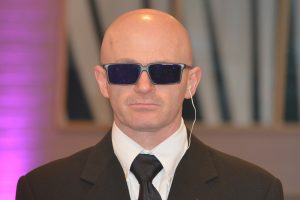 Jak zostać pracownikiem ochrony –  kwalifikowany pracownik ochrony w firmie ochroniarskiej