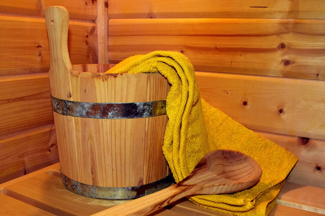 Świat sauny. Dlaczego warto korzystać z sauny?