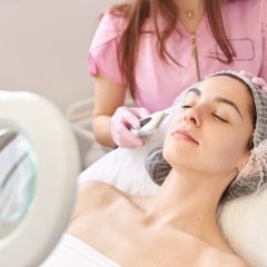 Piękne usta: jak zadbać o delikatną skórę wokół ust